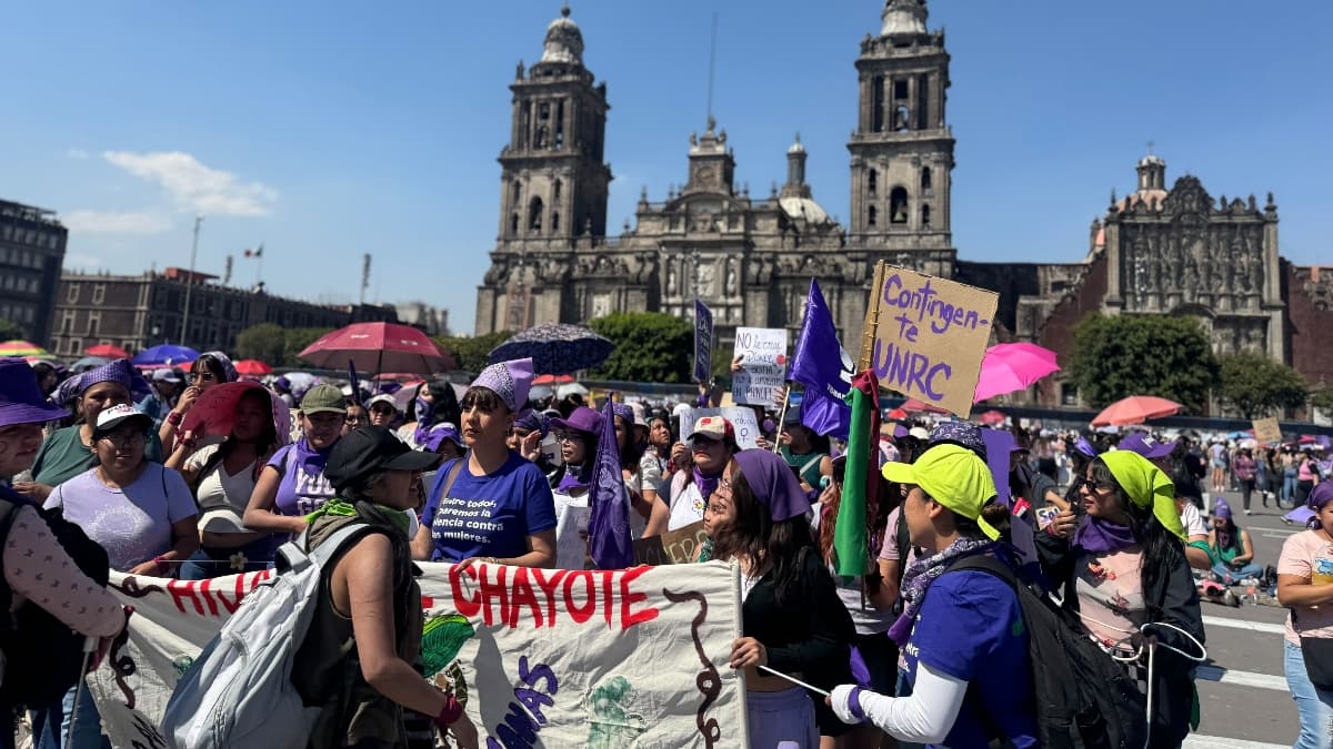 1 foto marcha 8m liz