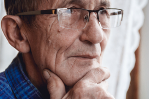 cerebro del adulto mayor