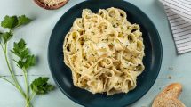 b94ec67fc1f67ff64188a477c5acb295 fetuccini alfredo