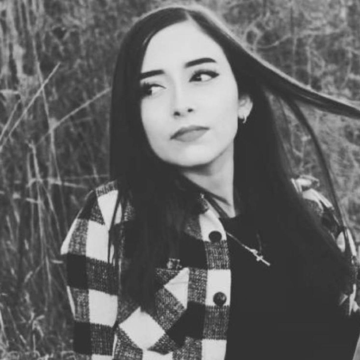 MYRGKFIWDVHE3IMU767GFEHQ7Q