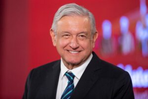 AMLO afirma en Puebla: México nunca será colonia ni protectorado