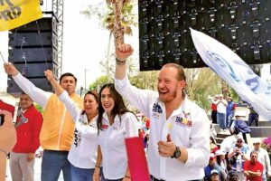Santiago Taboada lidera en nueva encuesta de Massive Caller