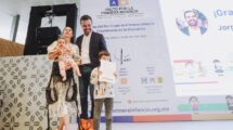 Álvarez Máynez se compromete a asignar más recursos para niños y niñas