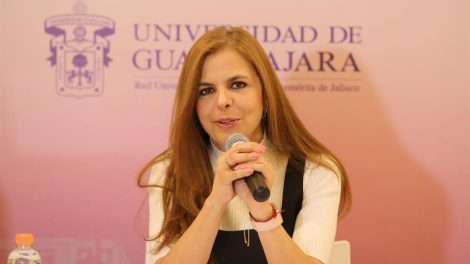Universidad conmemora Día Internacional de la Mujer con baños incluyentes