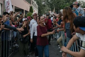 Claudia Sheinbaum: Una trayectoria de éxito de la ciencia a la política