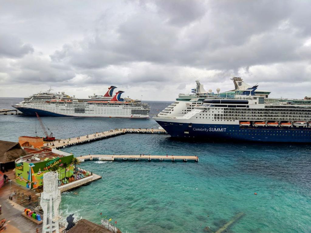 Arribaron a Cozumel 7 cruceros para celebrar la Navidad Escápate | Universo  CdMx