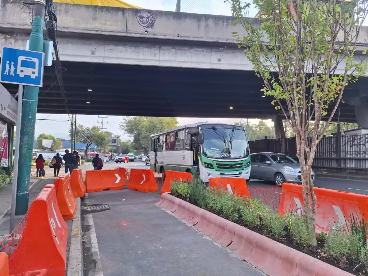 Ante posible alza de pasajes por el Mundial, habitantes se oponen