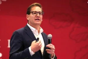 Chertorivski asegura que hay opciones prometedoras en la Ciudad de México