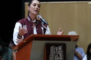 Claudia Sheinbaum anuncia ambicioso proyecto espacial y compromisos sociales en evento del IPN