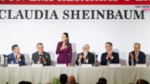 Claudia Sheinbaum se compromete a combatir la extorsión y el robo en carreteras en encuentro con empresarios