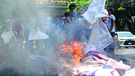 CNTE alcanza logros salariales tras negociaciones y protestas en la Ciudad de México