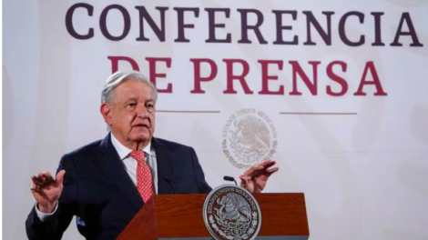 Andrés Manuel López Obrador, presidente de México, encabezó la conferencia matutina desde Palacio Nacional. (Galo Cañas Rodríguez)