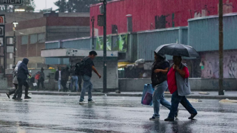 Alerta meteorológica: Lluvias torrenciales y vientos fuertes amenazan México