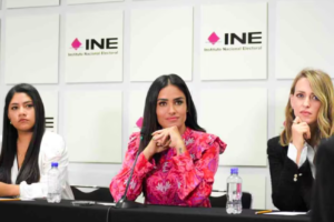 Alessandra Rojo de la Vega advierte que Caty Monreal