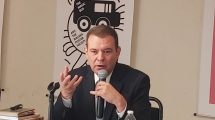 Cuauhtémoc Sánchez Osio en conferencia de prensa