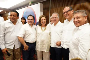 Escucha Xóchitl Gálvez a líderes de terminales y operadores portuarios 5 Foto 1 77