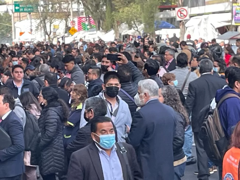 Tres microsismos se registran en la Ciudad de México 7 GBKqqcKXMAAzjrO