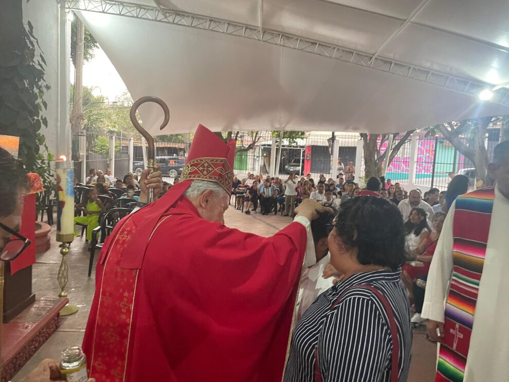 La Iglesia Católica convoca a oración contra la violencia y cierra filas en torno al Obispo Salvador Rangel