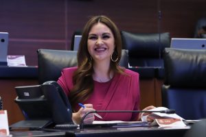 Propone PT crear beca para el impulso de la mujer en la ciencia