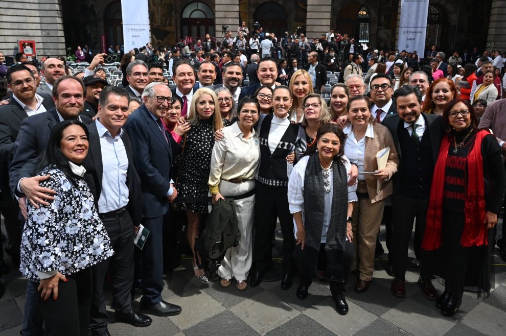 Presidenta Claudia Sheinbaum destaca reducción de 28.7% en promedio diario de víctimas de homicidio doloso entre 2018 y 2025; a la fecha se registran 10 homicidios diarios menos 1 Presidenta Claudia Sheinbaum destaca reducción de 28.7% en promedio diario de víctimas de homicidio doloso entre 2018 y 2025; a la fecha se registran 10 homicidios diarios menos