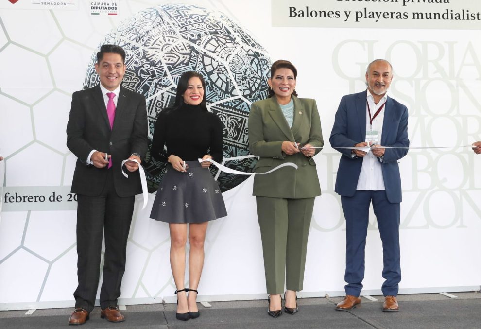 Inauguran en el Senado exposición sobre playeras y balones de la Selección Mexicana de Fútbol