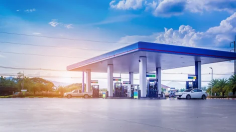 Cofece propone reformas para impulsar crecimiento de gasolineras