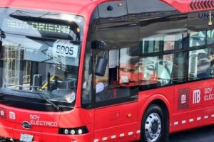 La jefa de gobierno Clara Brugada inaugura estacion calle 6 del Metrobus en colonia Agricola Pantitlan solicitada en el programa Casa Por Casa