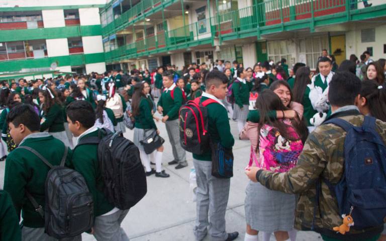 La escuela con más horas 1 La escuela con más horas