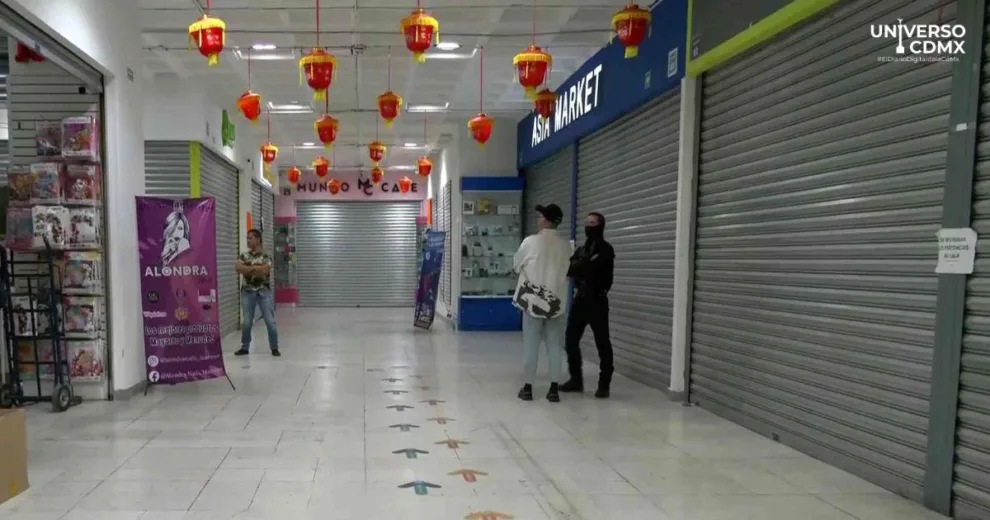 Operativo en plaza comercial de CDMX decomisa 500 Mil globos de origen chino