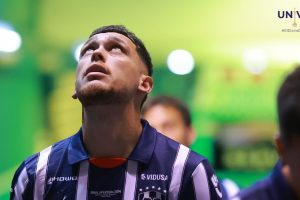 Lucas Ocampos se despide de la final de ida y manda mensaje de apoyo a Rayados tras lesión