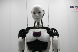 Elon Musk presenta su robot Optimus