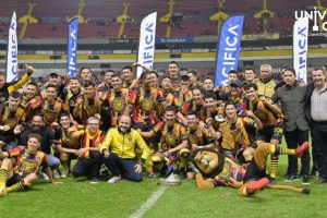 Leones Negros conquista la Copa por la Paz tras vencer a Chivas