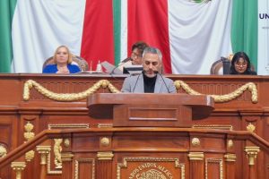 Luis Alberto Chávez García impulsa iniciativa para proteger a las mujeres en el entorno digital