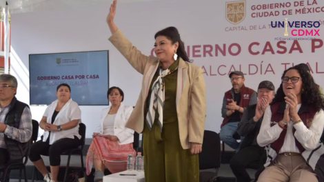 Inicia la entrega de programas sociales en CDMX con apoyo para transporte universitario