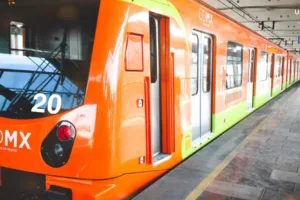 Cuestiona Chertorivski la propuesta de renovación del metro de Brugada