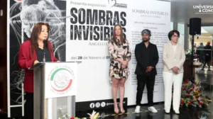 Exhiben “Sombras invisibles”, muestra que aborda la oscura realidad de niñas y niños