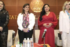 Las mujeres han desempeñado roles fundamentales en la construcción del país, reafirma Ana Lilia Rivera 1 Las mujeres han desempeñado roles fundamentales en la construcción del país, reafirma Ana Lilia Rivera