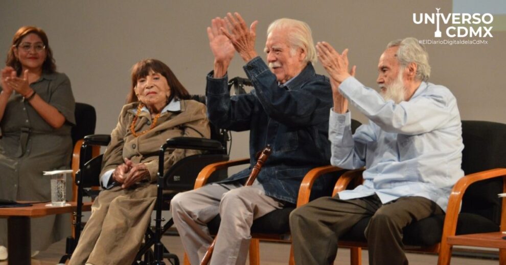 Entregan Medalla Bellas Artes a "los Fridos" y a Geles Cabrera, la primera escultora de México