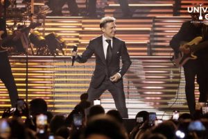 WebCDM Luis Miguel rompe en llanto durante su tercer concierto en la Arena CDMX