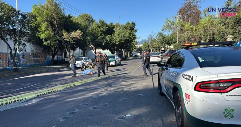 Tráiler embiste y mata a motociclista en la Calzada México-Tacuba