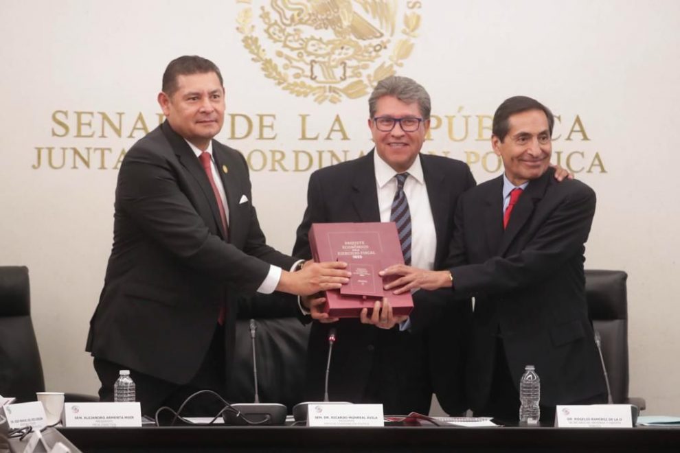 Reciben Armenta y Monreal el Presupuesto para el Ejercicio 2023 7 WhatsApp Image 2022 09 08 at 8.05.09 PM