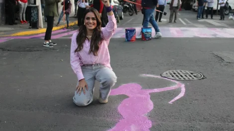 En conmemoración del Día Internacional de la Mujer, la CDMX se viste de violeta
