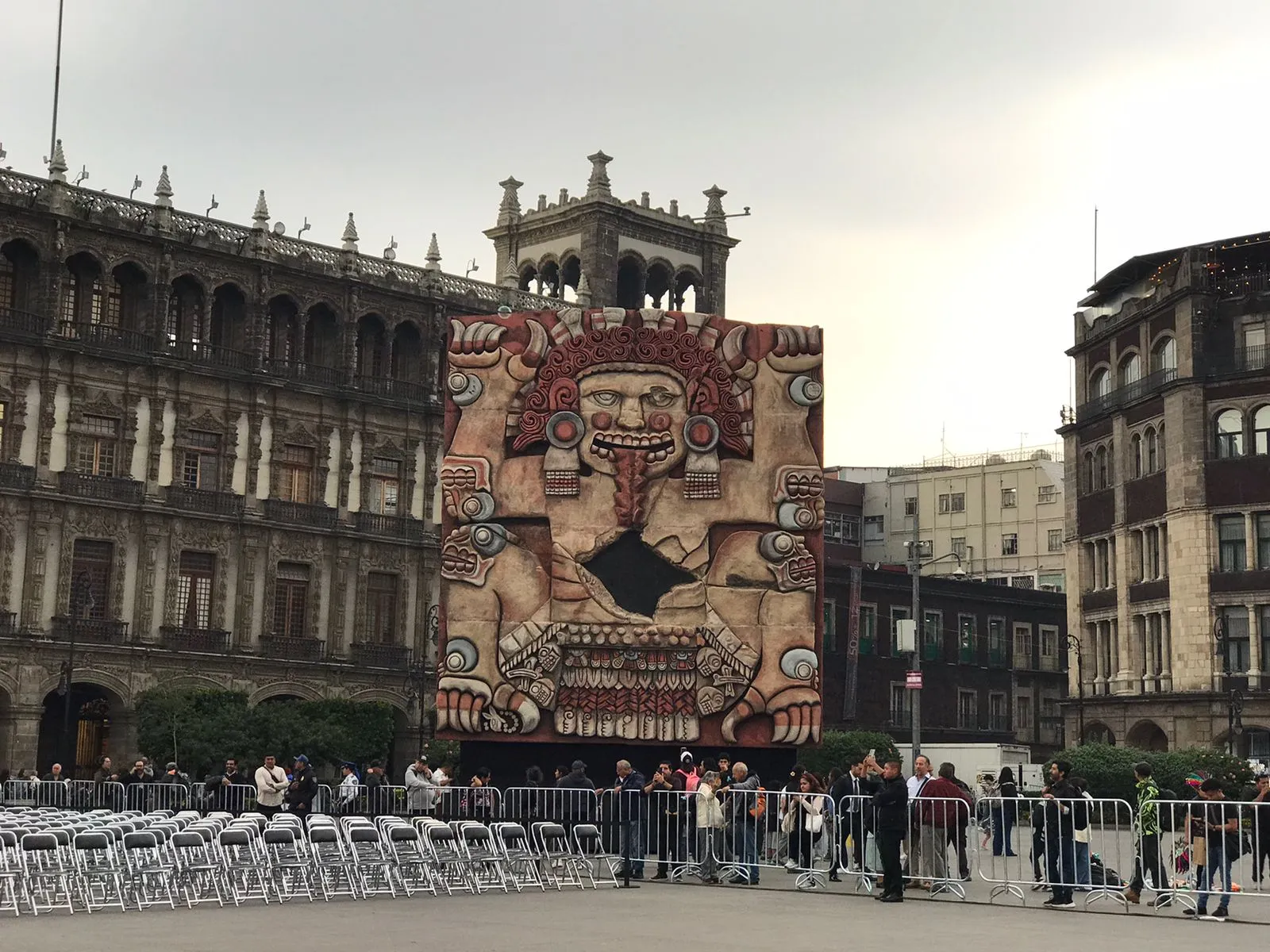 El Zócalo se ilumina: “Memoria luminosa” Celebra los 700 años de México-Tenochtitlán 1 Zócalo