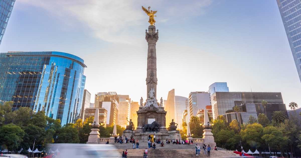 Una carrera como ninguna otra: botargas correrán por los corazones de niñas y niños en CDMX 1 botargas
