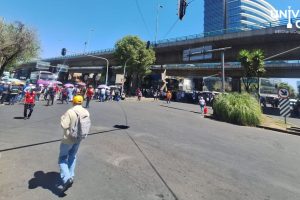 Caos vial en la Ciudad de México por bloqueo de la ANUEE 4 caosvial
