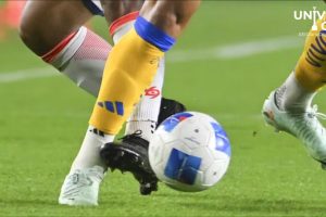 Equipos Mexicanos Buscan su Pase en la Concacaf Champions Cup 1 chivas 4