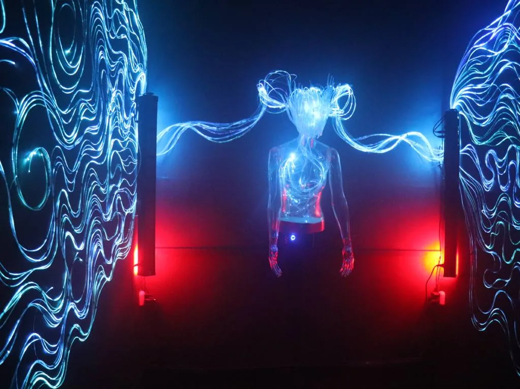 Cosmic: La Experiencia Inmersiva que te Llevará al Universo sin Salir de la Tierra 2 cosmic experiencia inmersiva jpeg