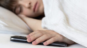 Desconecta tu celular antes de dormir