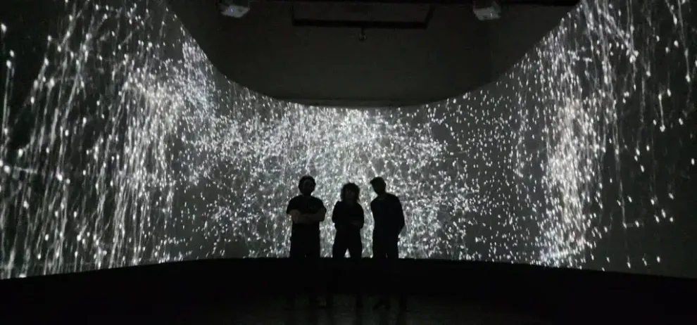 Explorando la iconografía de la histeria: 'Los Ojos de Charcot' de Edith Vázquez en la academia de San Carlos