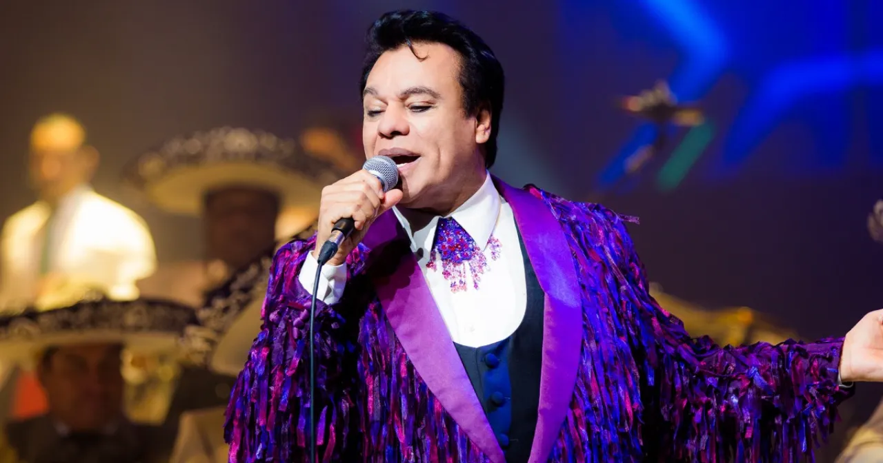 Netflix estrena un documental íntimo de Juan Gabriel: "Debo, puedo y quiero" revela material inédito del Divo de Juárez 2 juan gabriel